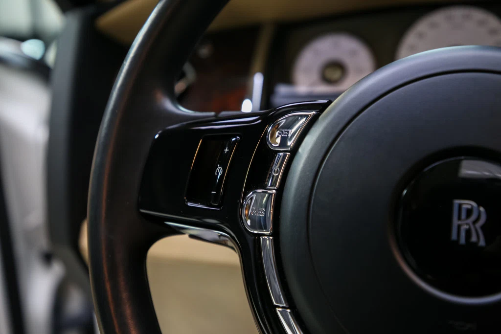 2015 Rolls-Royce Ghost Series II (1st Generation), 22/30