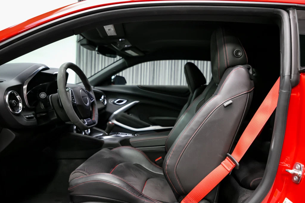 2020 Chevrolet Camaro ZL1 1LE, 24/30