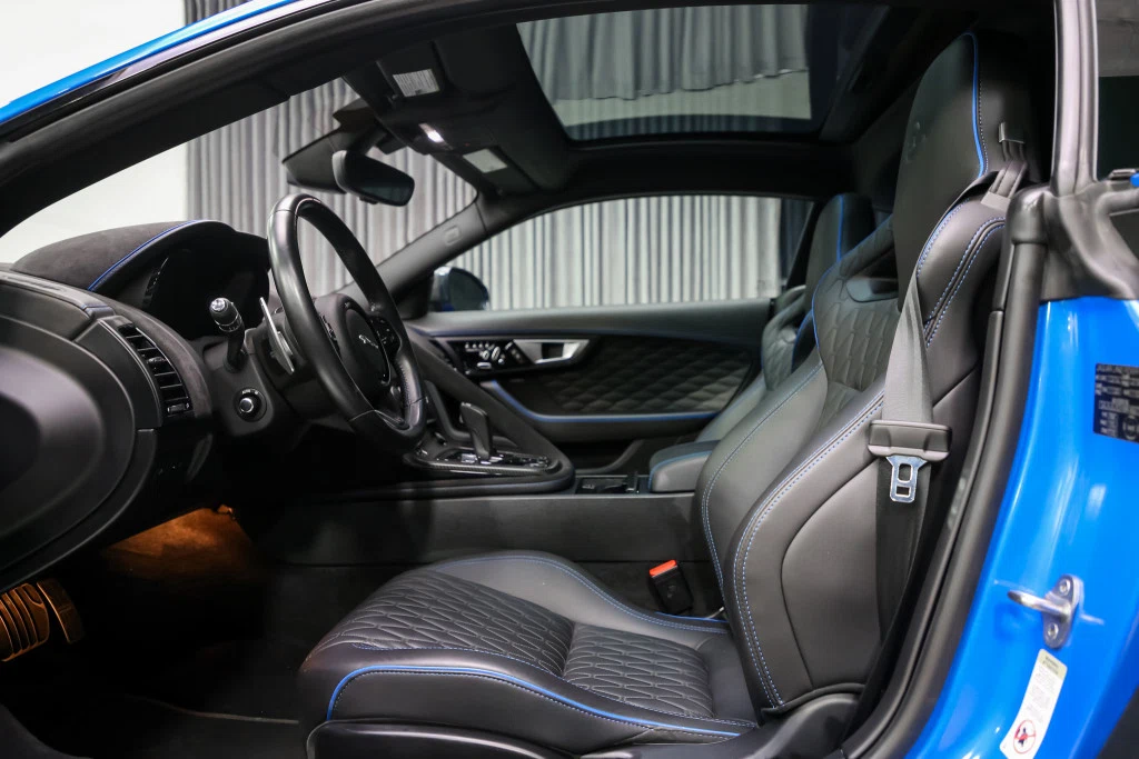 2017 Jaguar F-Type SVR AWD, 26/30