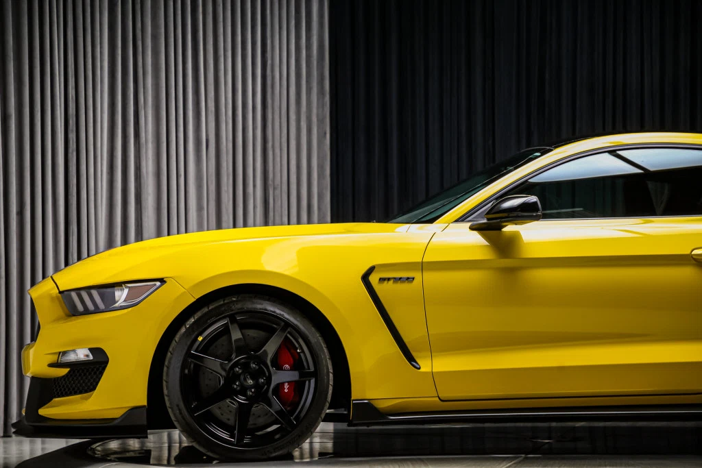 2017 Ford Mustang Shelby GT350 R, 16/30