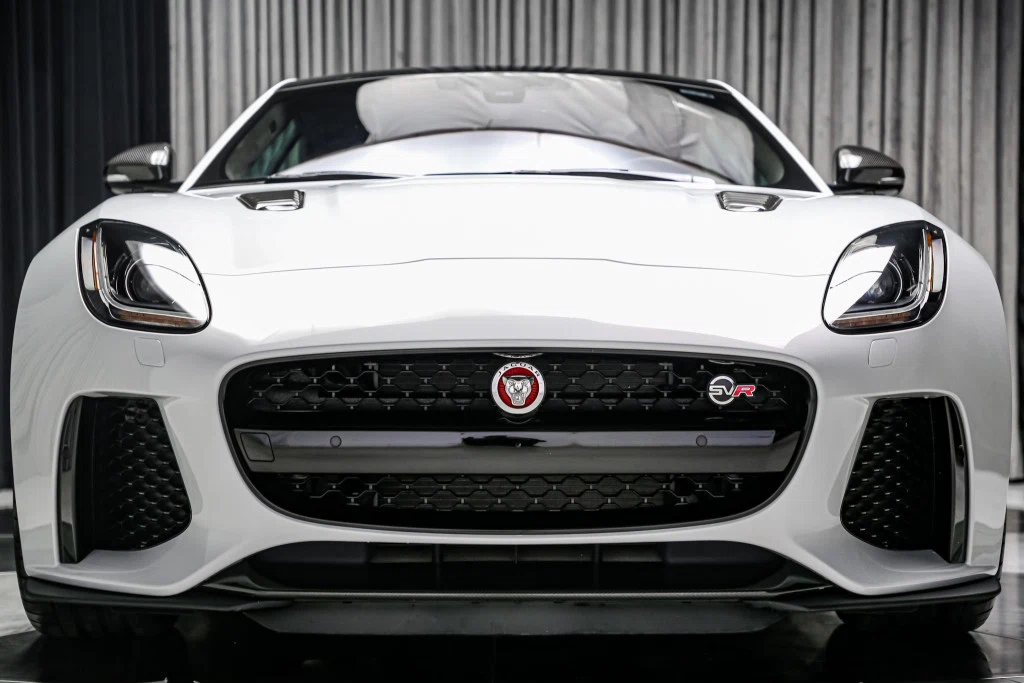 2017 Jaguar F-Type SVR AWD, 13/30
