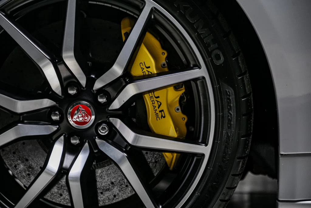 2017 Jaguar F-Type SVR AWD, 20/30