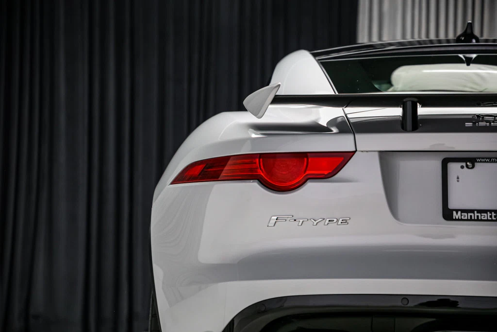 2017 Jaguar F-Type SVR AWD, 23/30