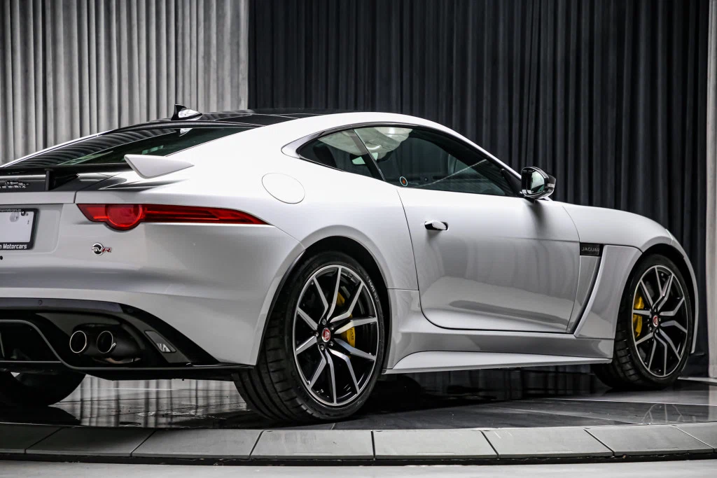 2017 Jaguar F-Type SVR AWD, 26/30