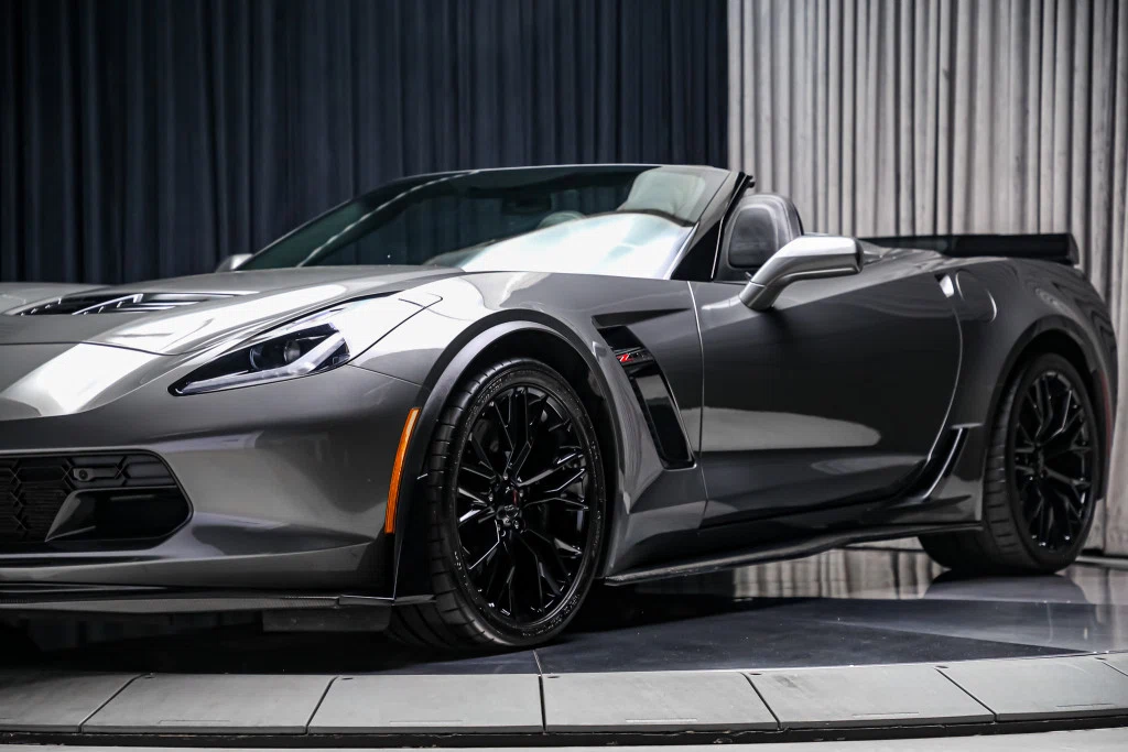 2016 Chevrolet Corvette Z06 Convertible (C7) 2LZ, 16/30