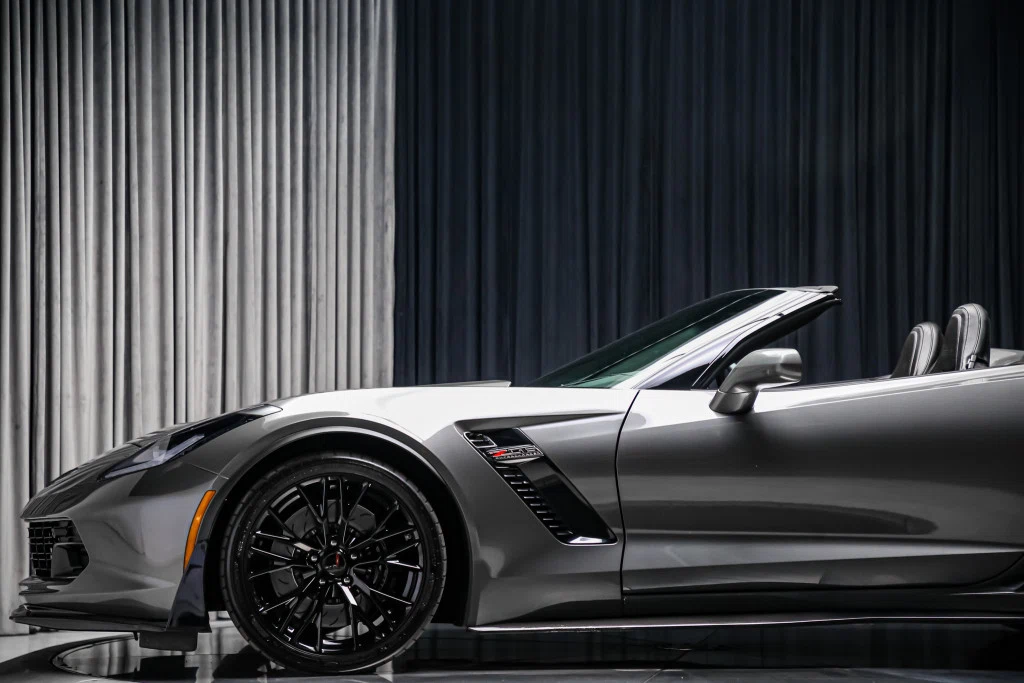 2016 Chevrolet Corvette Z06 Convertible (C7) 2LZ, 18/30