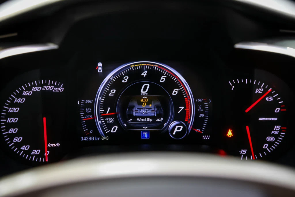 2016 Chevrolet Corvette Z06 Convertible (C7) 2LZ, 29/30