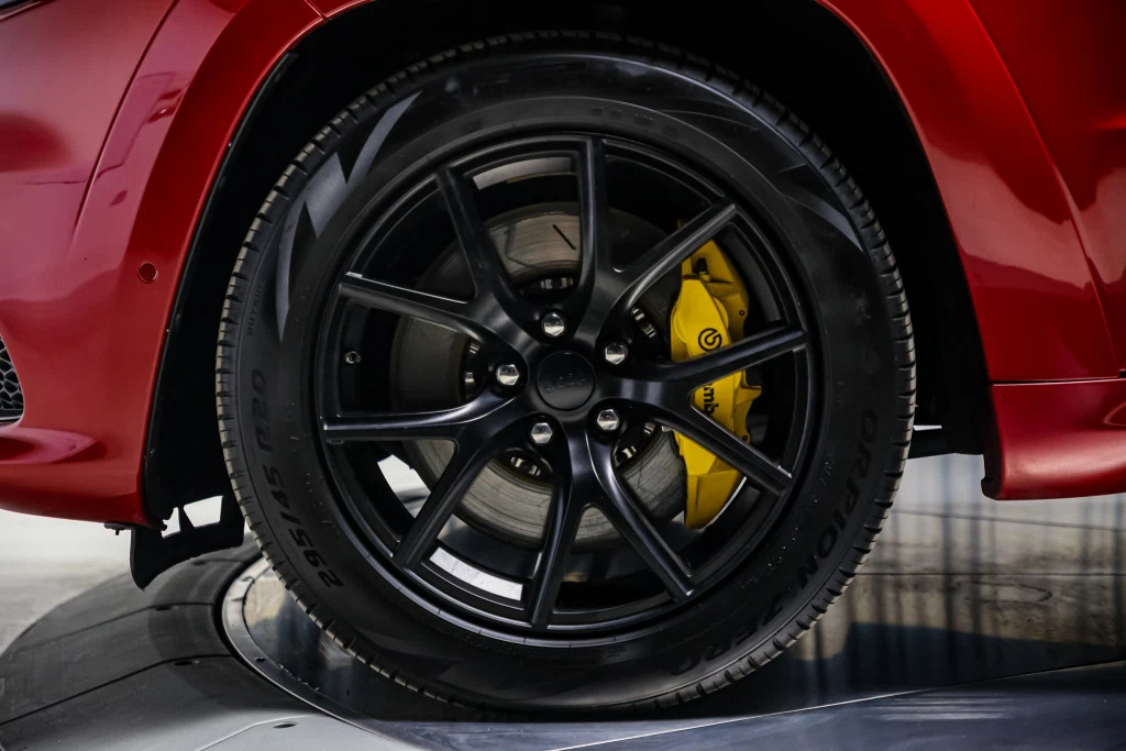 2018 Jeep Grand Cherokee Trackhawk, 15/30