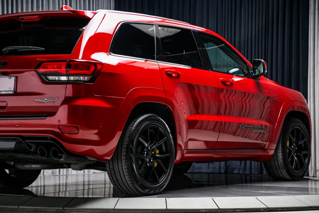 2018 Jeep Grand Cherokee Trackhawk, 21/30