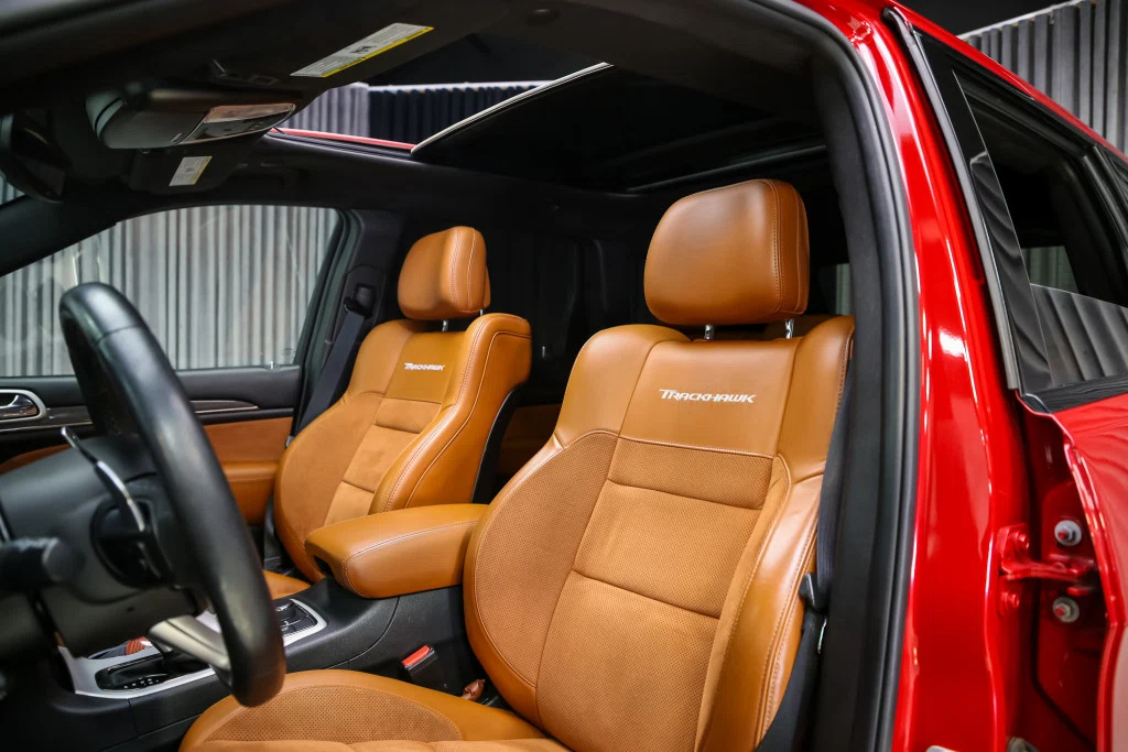 2018 Jeep Grand Cherokee Trackhawk, 23/30