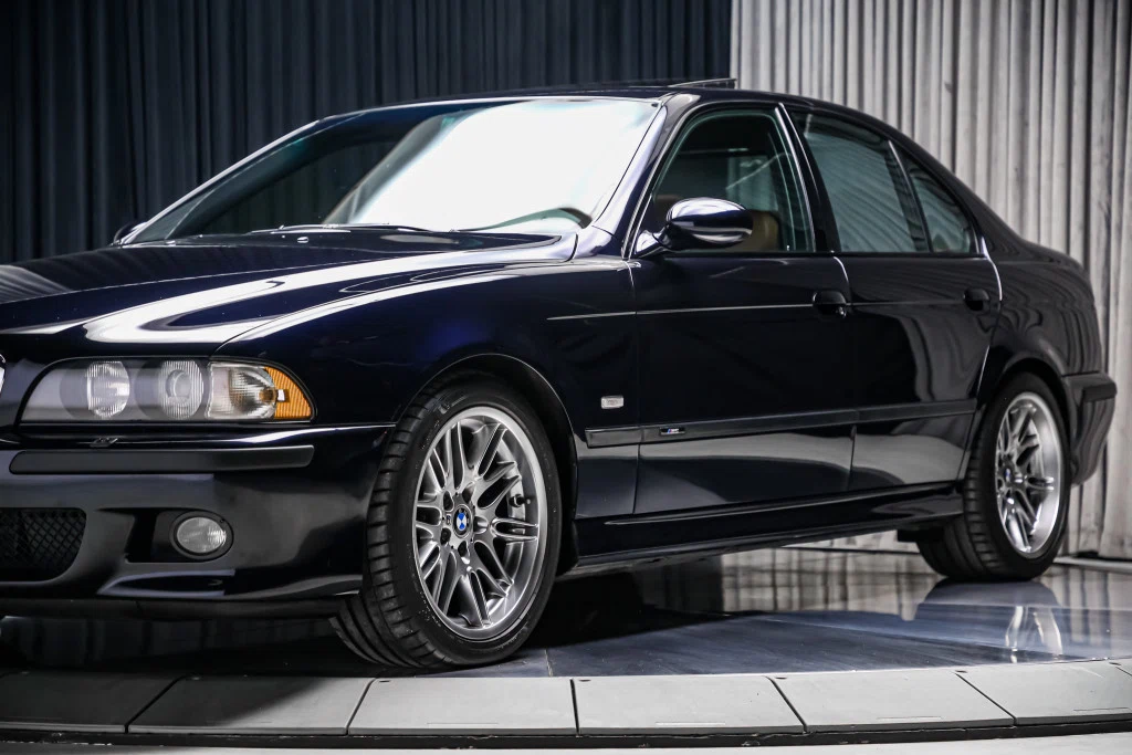 2000 BMW M5 (E39), 15/30
