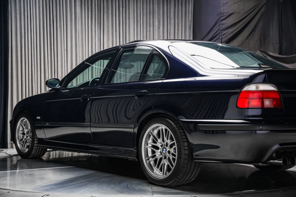 2000 BMW M5 (E39), 20/30