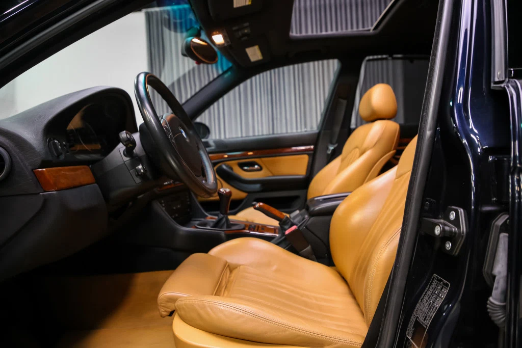 2000 BMW M5 (E39), 25/30