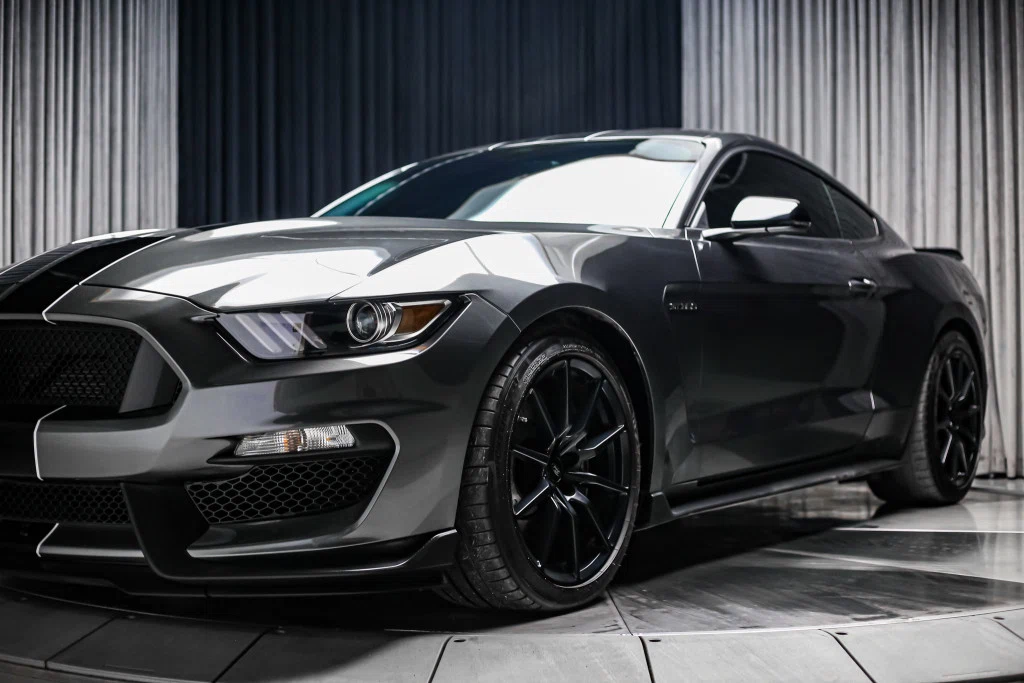 2017 Ford Mustang Shelby GT350 Convenience Package, 15/30