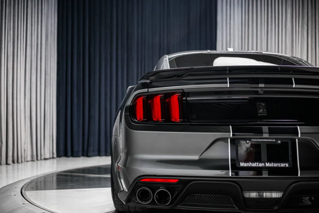 2017 Ford Mustang Shelby GT350 Convenience Package, 19/30