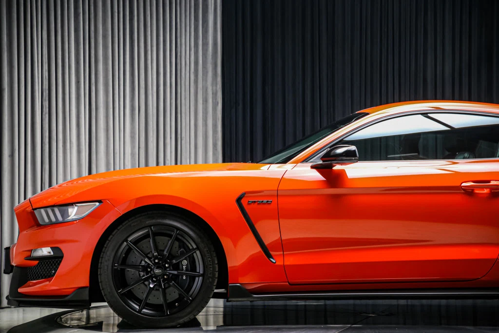 2016 Ford Mustang Shelby GT350 Technology Package, 16/30