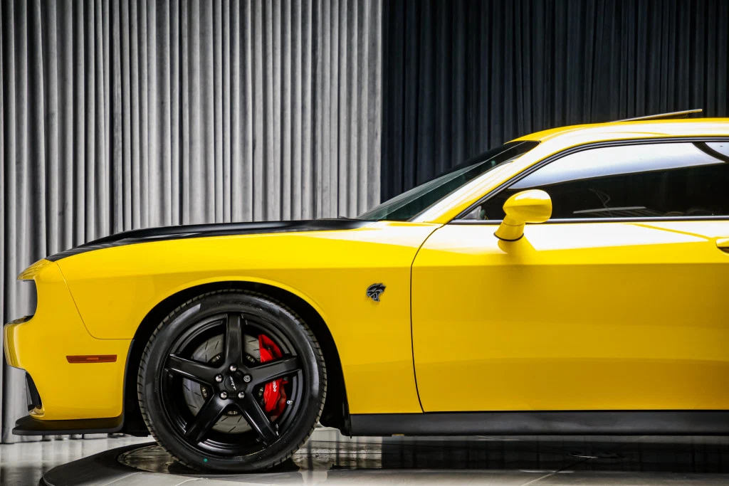2017 Dodge Challenger SRT Hellcat, 16/30
