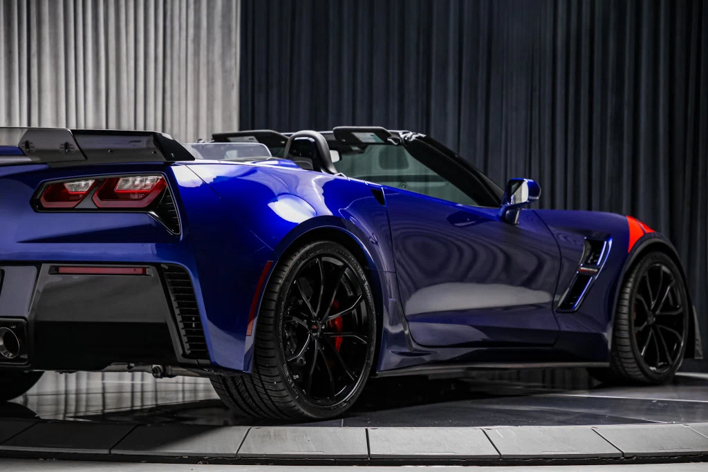 2018 Chevrolet Corvette Grand Sport Convertible (C7) 3LT Z07, 25/30