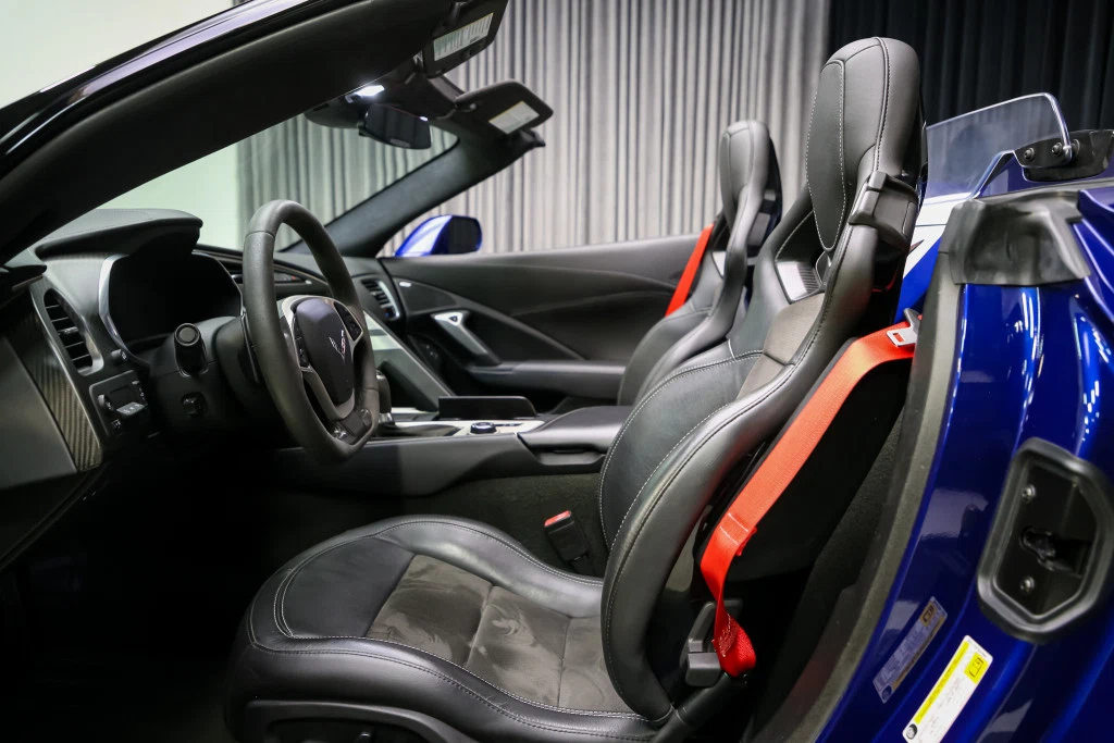 2018 Chevrolet Corvette Grand Sport Convertible (C7) 3LT Z07, 26/30