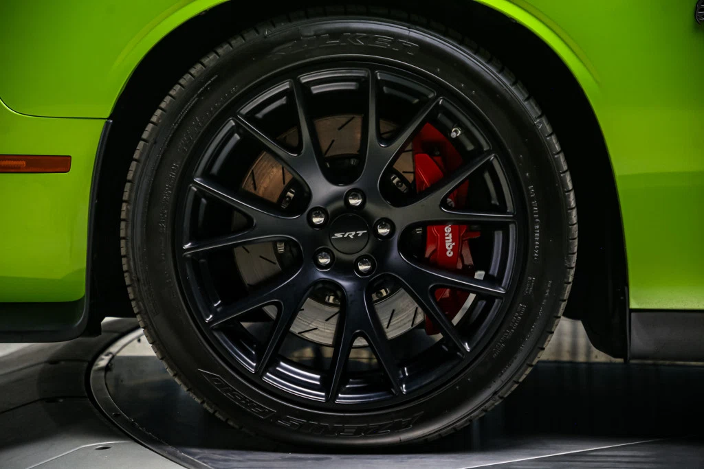 2015 Dodge Challenger SRT Hellcat, 15/30