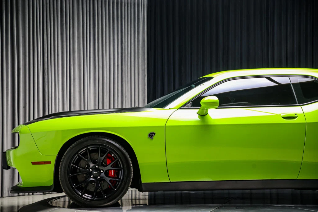 2015 Dodge Challenger SRT Hellcat, 16/30