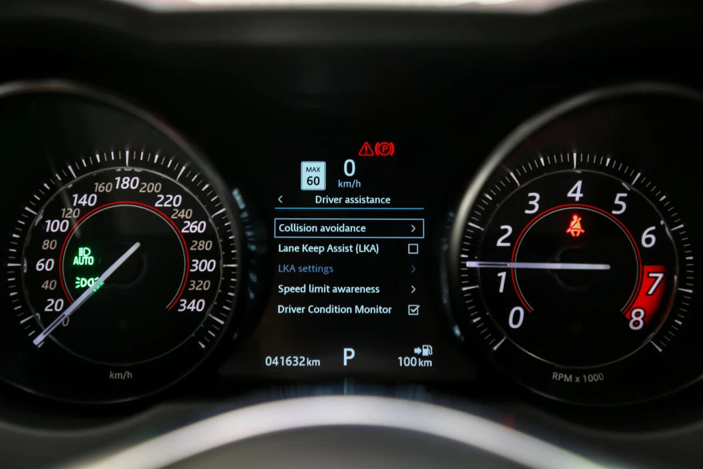 2019 Jaguar F-Type R AWD, 27/30
