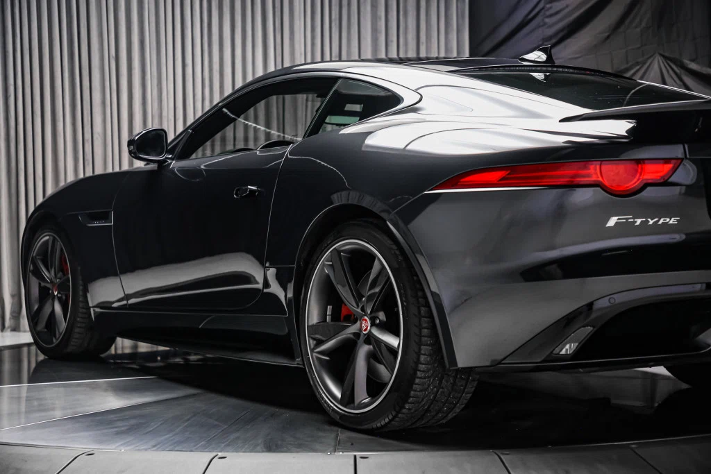 2017 Jaguar F-Type S AWD, 18/30