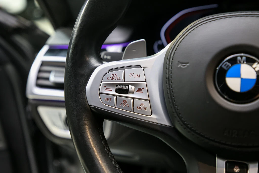 2021 BMW 750i xDrive M Sport, 22/30