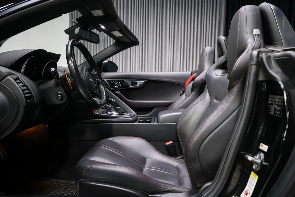 2017 Jaguar F-Type S Convertible AWD, 21/30