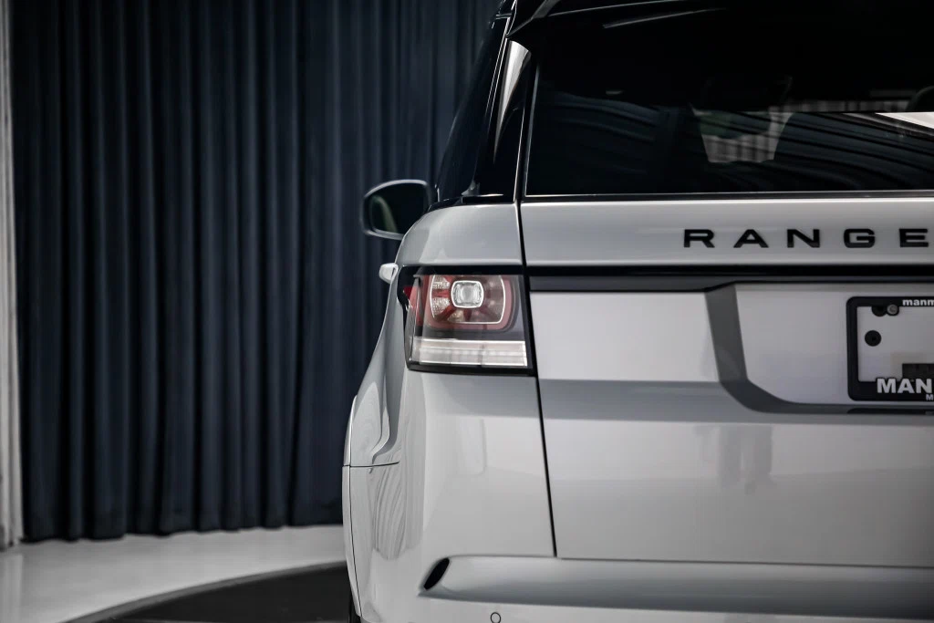2017 Land Rover Range Rover Sport SVR (L494, 2015–2017), 19/30