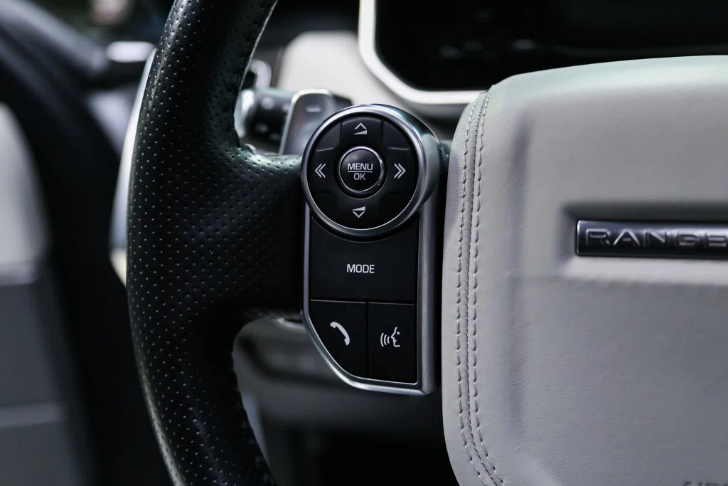 2017 Land Rover Range Rover Sport SVR (L494, 2015–2017), 25/30