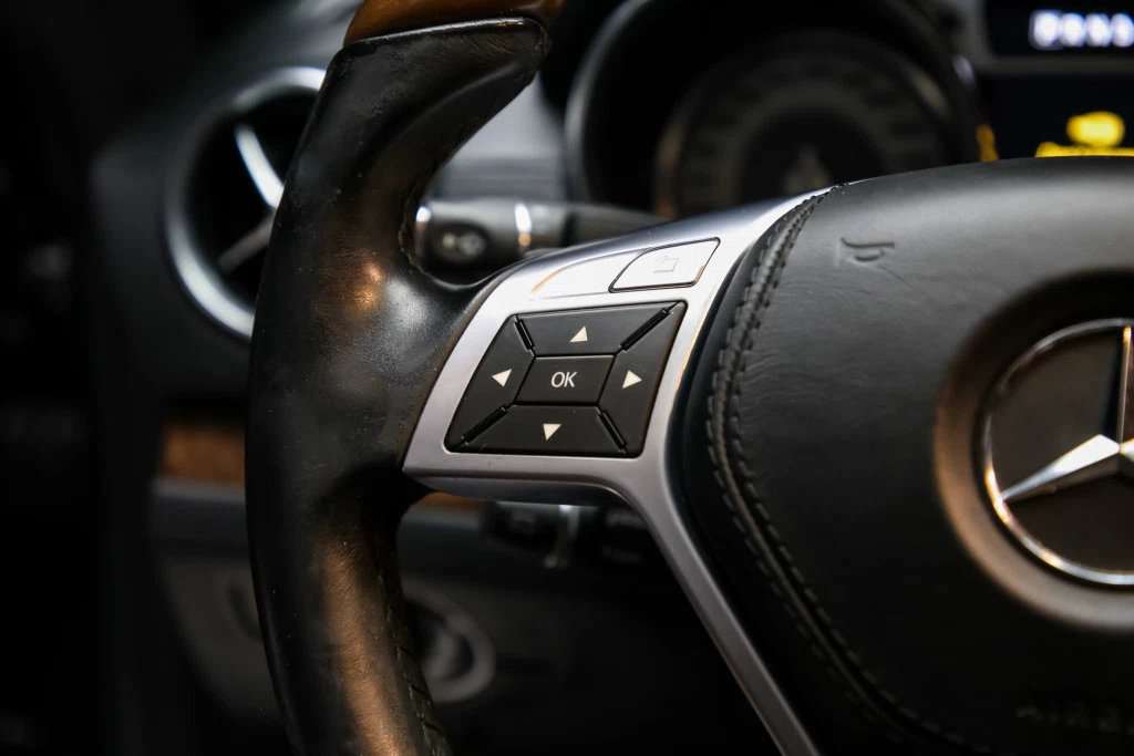 2013 Mercedes-Benz SL 550 (R231), 25/30