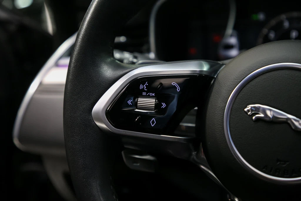2024 Jaguar XF R-Dynamic SE (X260) P300 AWD, 23/30
