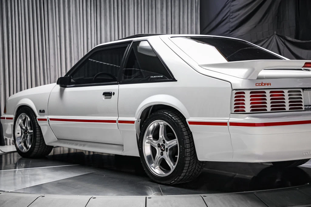 1987 Ford Mustang GT (Fox Body), 19/30