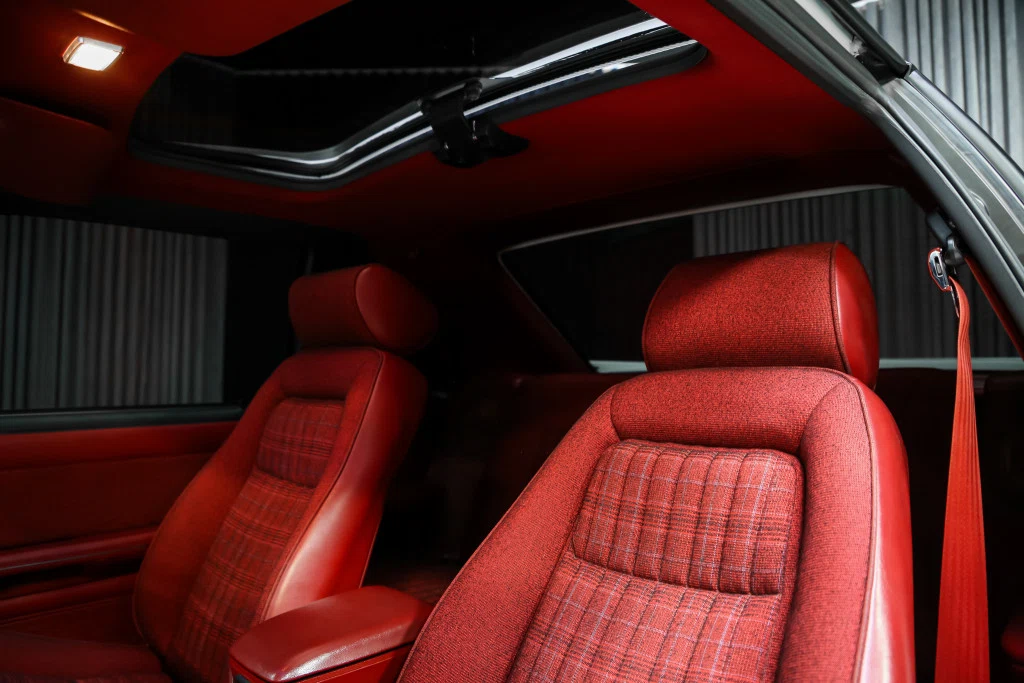 1987 Ford Mustang GT (Fox Body), 23/30