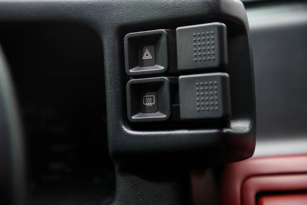 1987 Ford Mustang GT (Fox Body), 25/30
