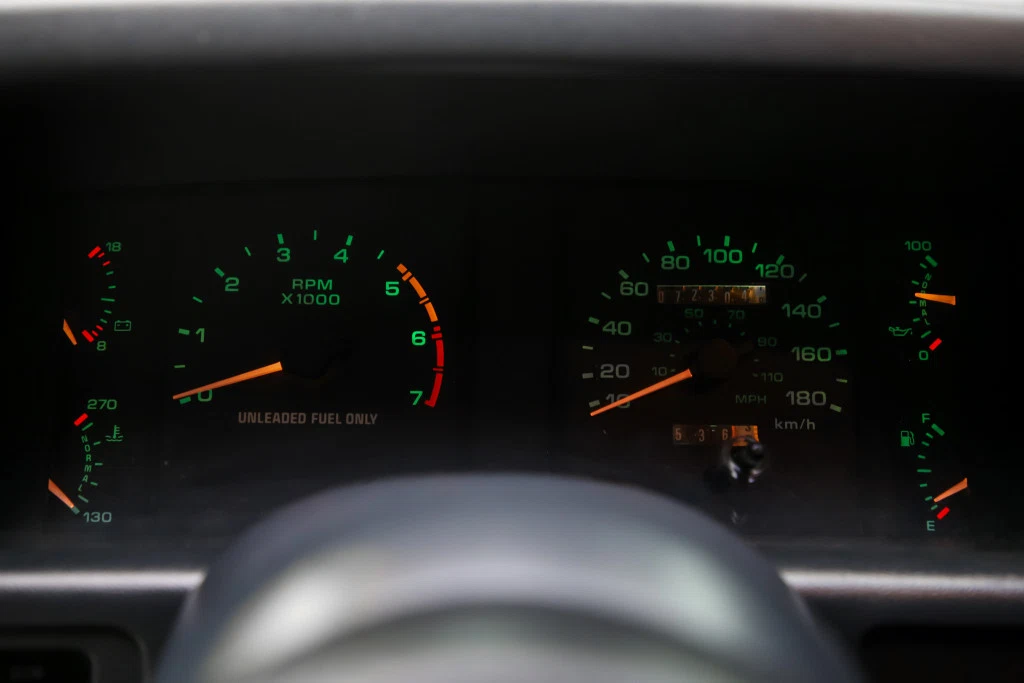 1987 Ford Mustang GT (Fox Body), 28/30