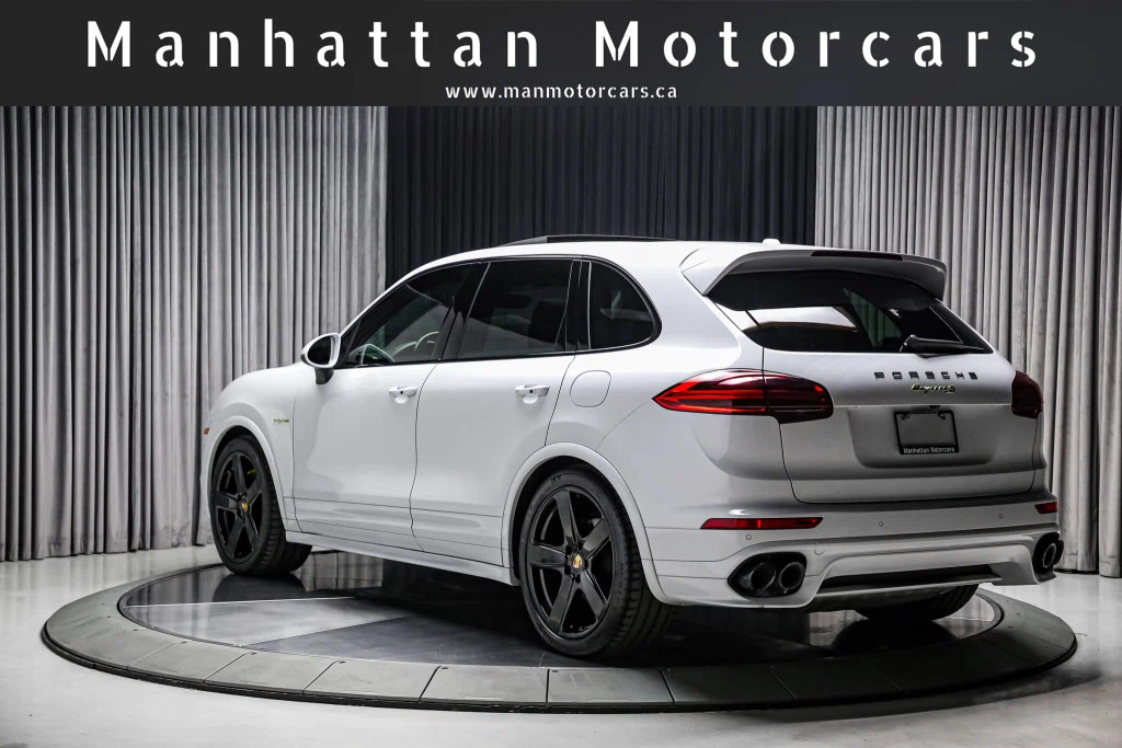 2017 Porsche Cayenne S E-Hybrid (2nd Generation) Platinum Edition, 5/30