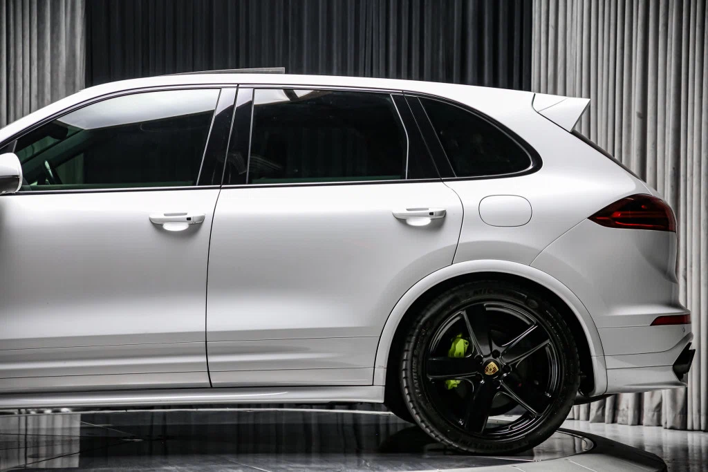 2017 Porsche Cayenne S E-Hybrid (2nd Generation) Platinum Edition, 16/30