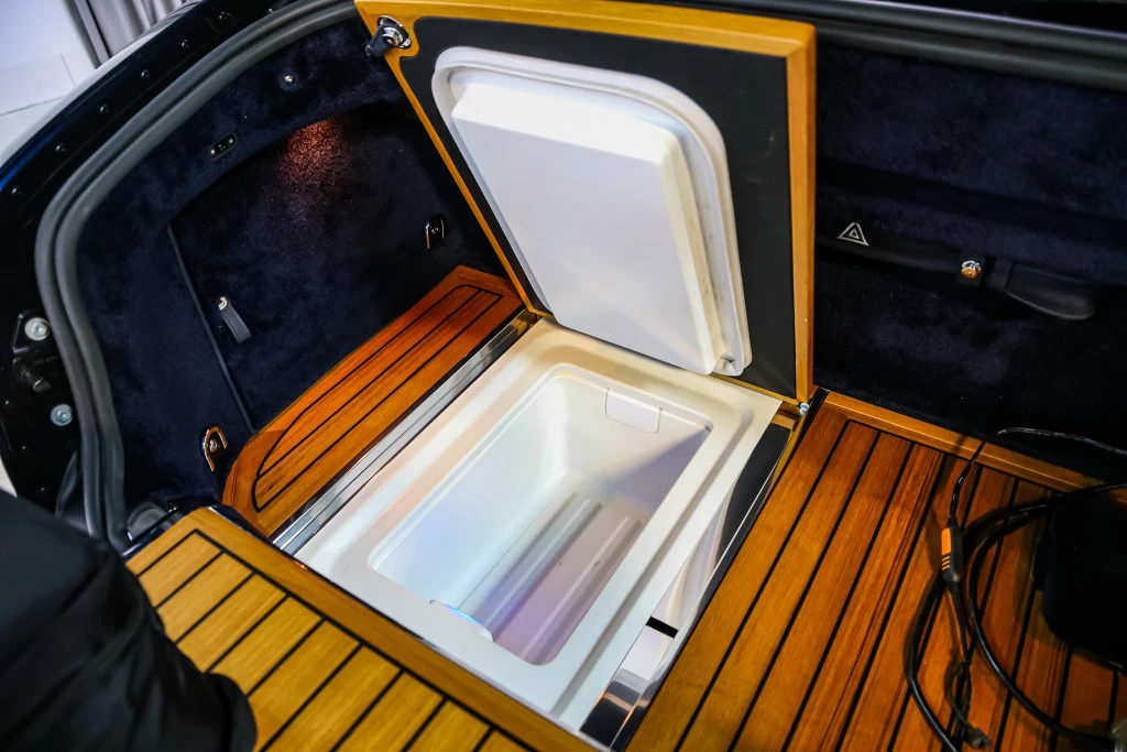 2013 Rolls-Royce Phantom Drophead Coupé Series II, 16/30