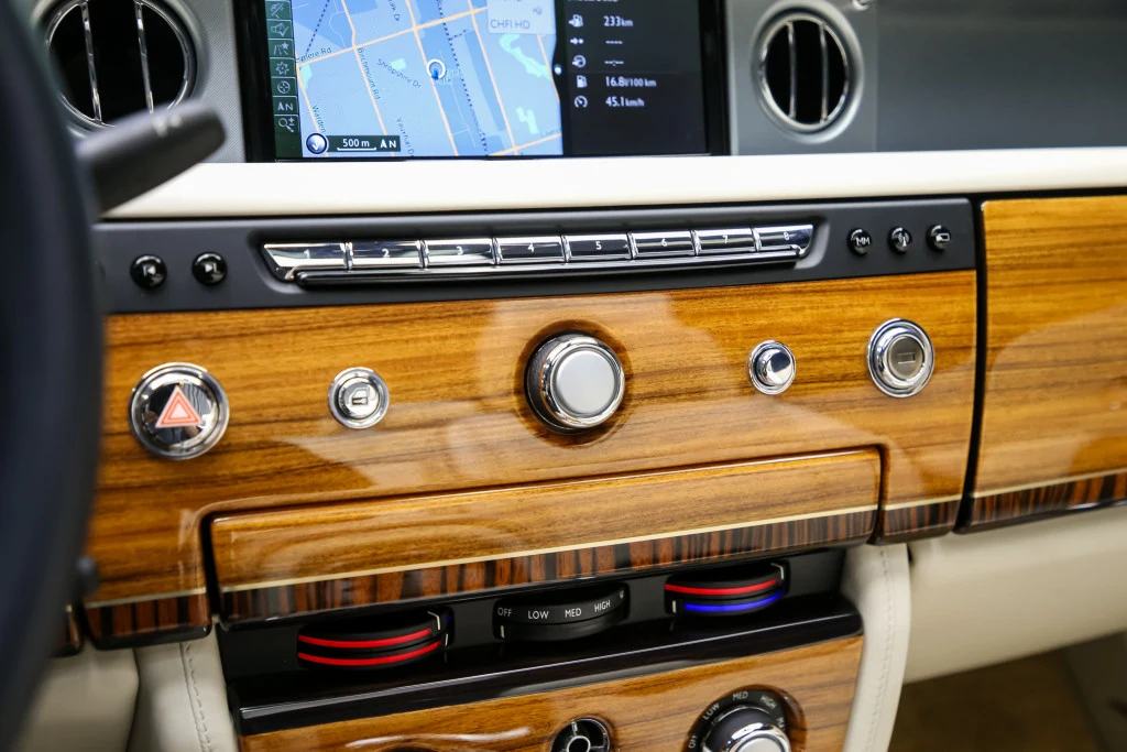 2013 Rolls-Royce Phantom Drophead Coupé Series II, 24/30