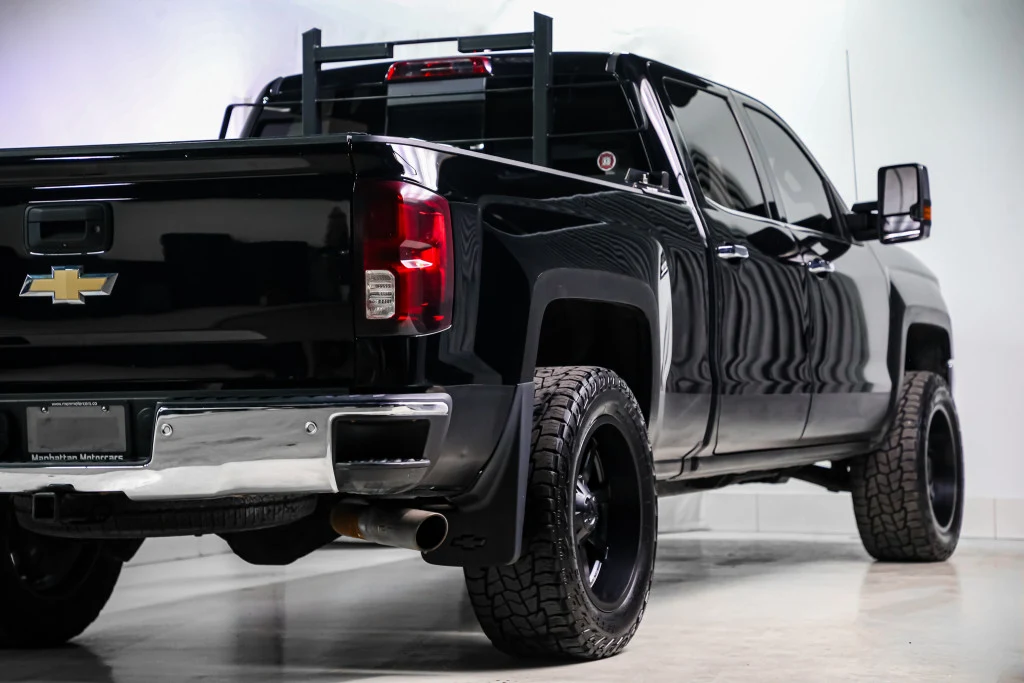 2017 Chevrolet Silverado 1500 LTZ, 4/30