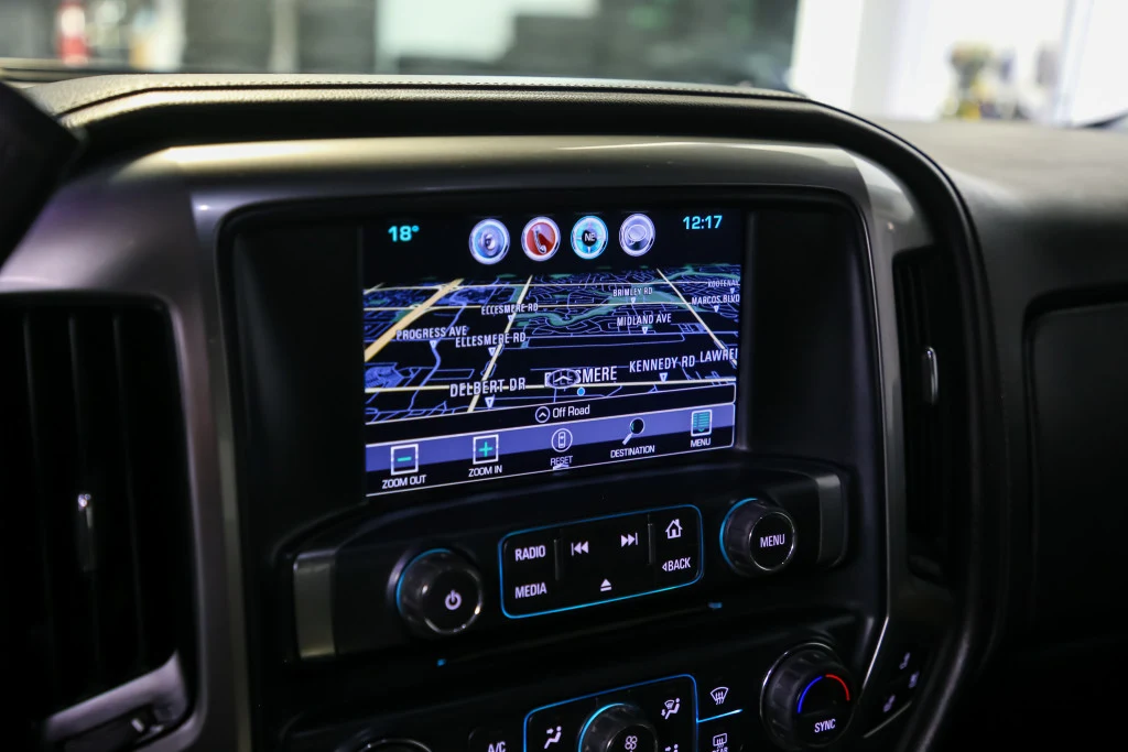 2017 Chevrolet Silverado 1500 LTZ, 20/30