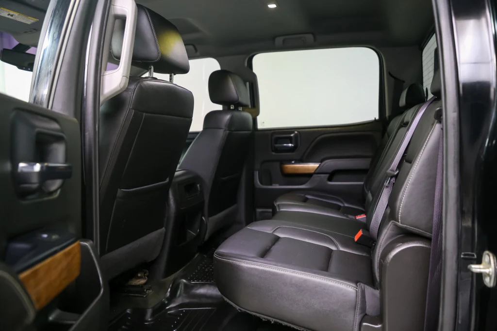 2017 Chevrolet Silverado 1500 LTZ, 26/30