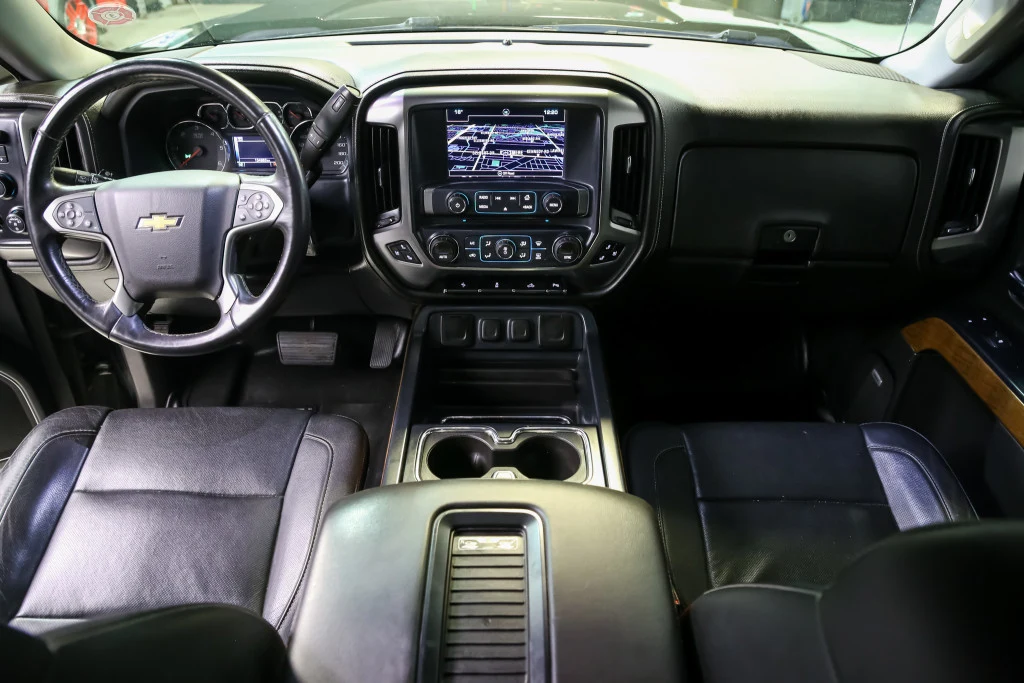 2017 Chevrolet Silverado 1500 LTZ, 28/30
