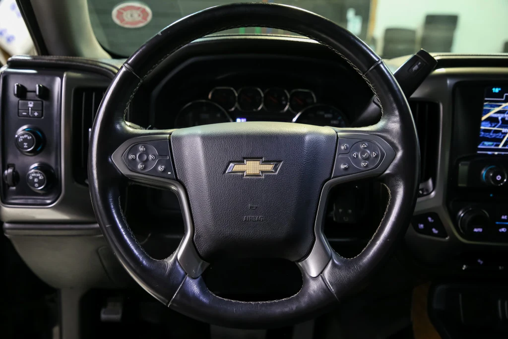 2017 Chevrolet Silverado 1500 LTZ, 29/30