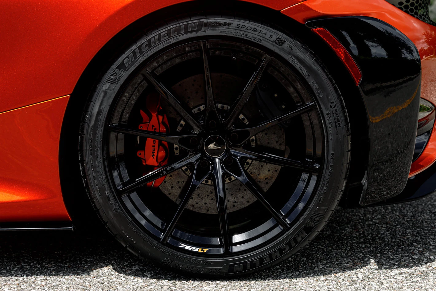 2021 McLaren 765LT, 14/30