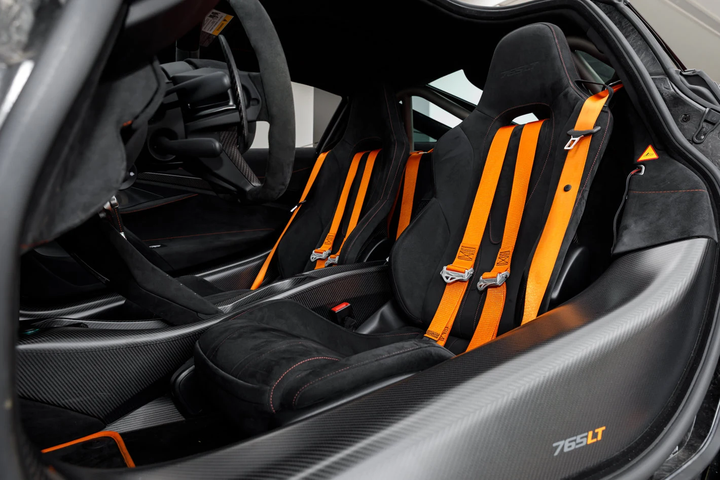 2021 McLaren 765LT, 24/30