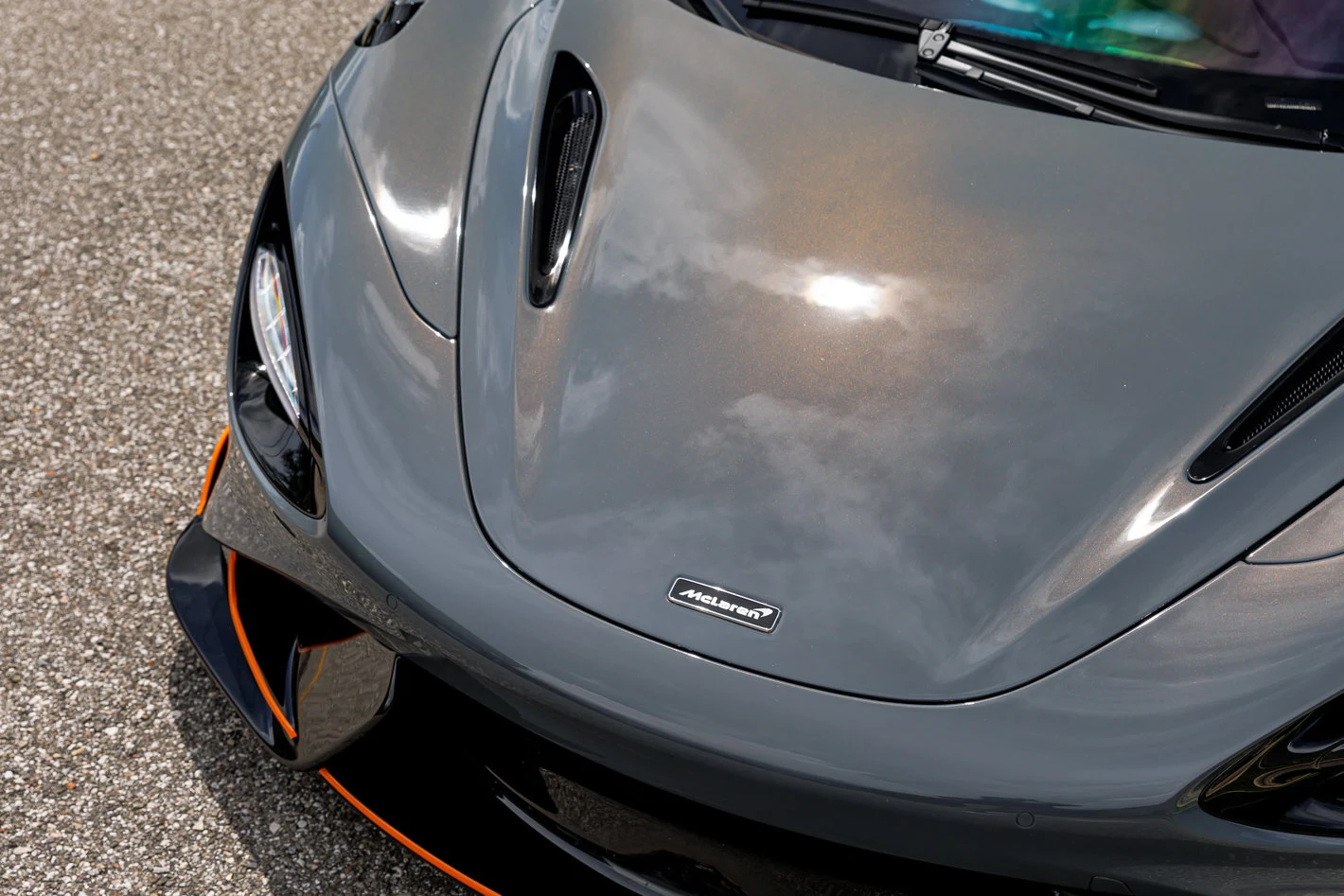 2022 McLaren 765LT Spider, 2/30