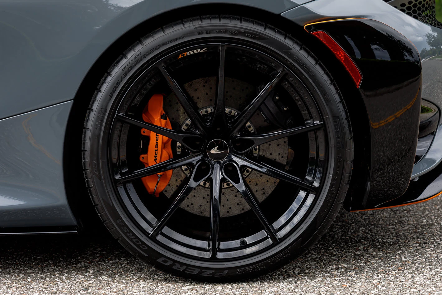 2022 McLaren 765LT Spider, 16/30
